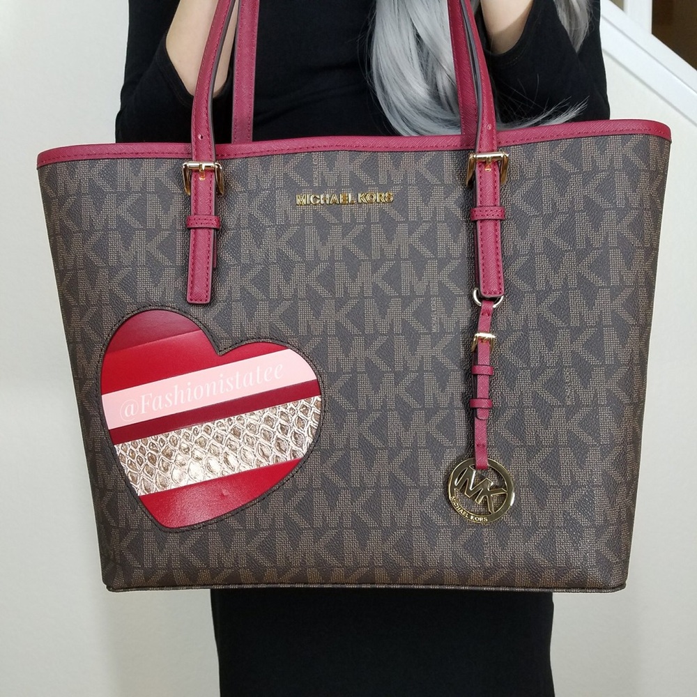 NWT MICHAEL KORS CARRYALL HEARTS LARGE TOTE BAG - Picture 3 of 7